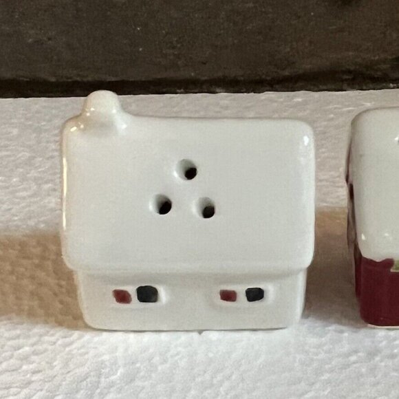 NEW Christmas Country Cottage Salt & Pepper Shaker Set / Ornament - Picture 5 of 6